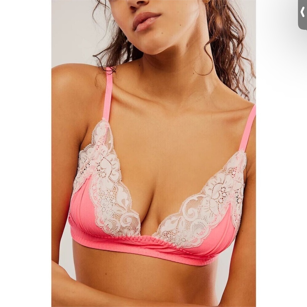 NWT We are HAH x Free People On the Double Bralette in Bubblegum Sz Small